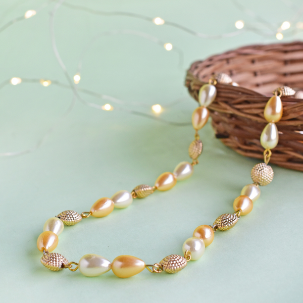 Festive Gold Pearl Chain
