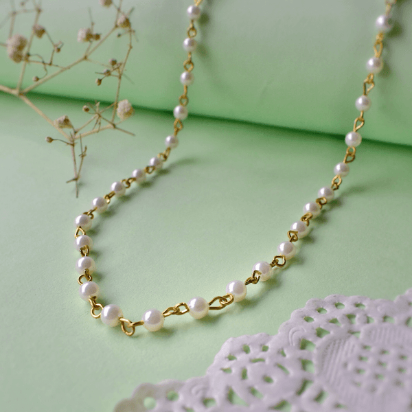 Off White Pearl Chain